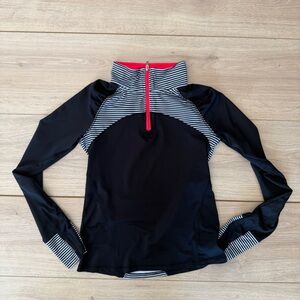 Black and White Striped Childrens Athletic Top Size M 7-8